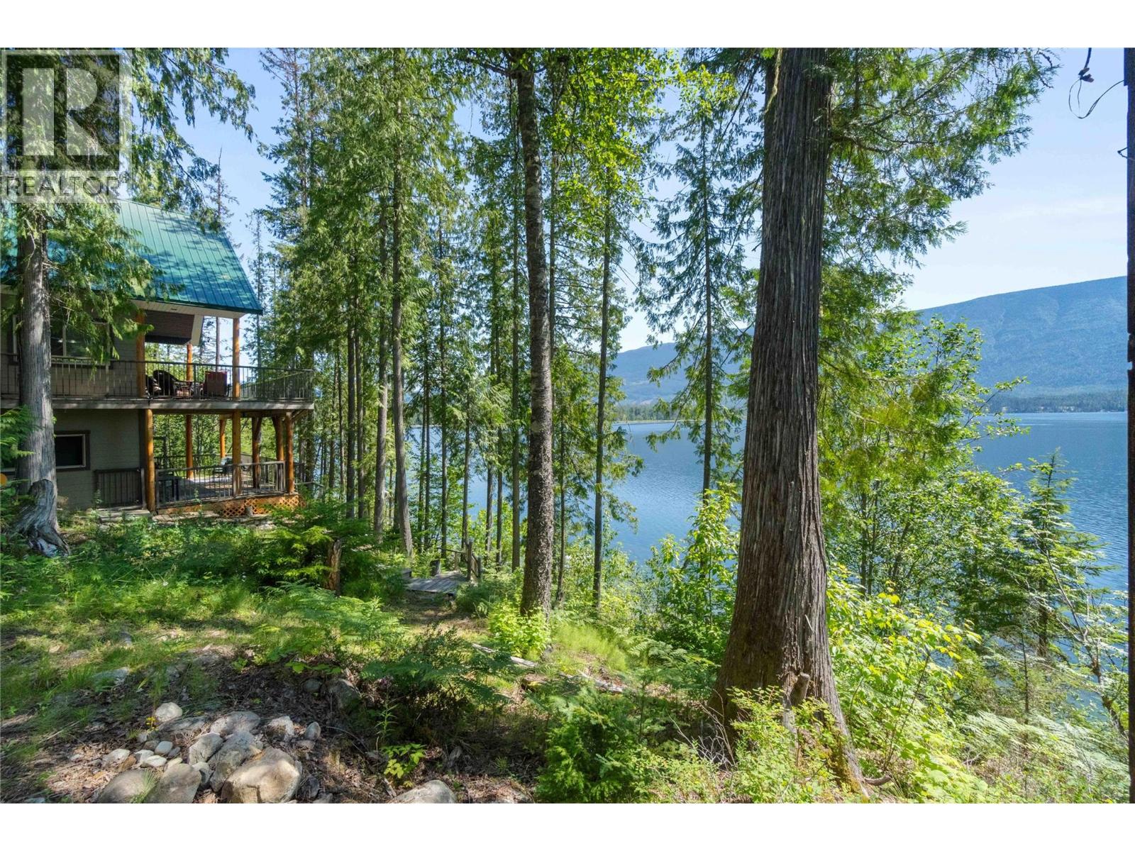 9000 Seymour Arm Main Fsr Unit# 12 & 13 Property Photo 2