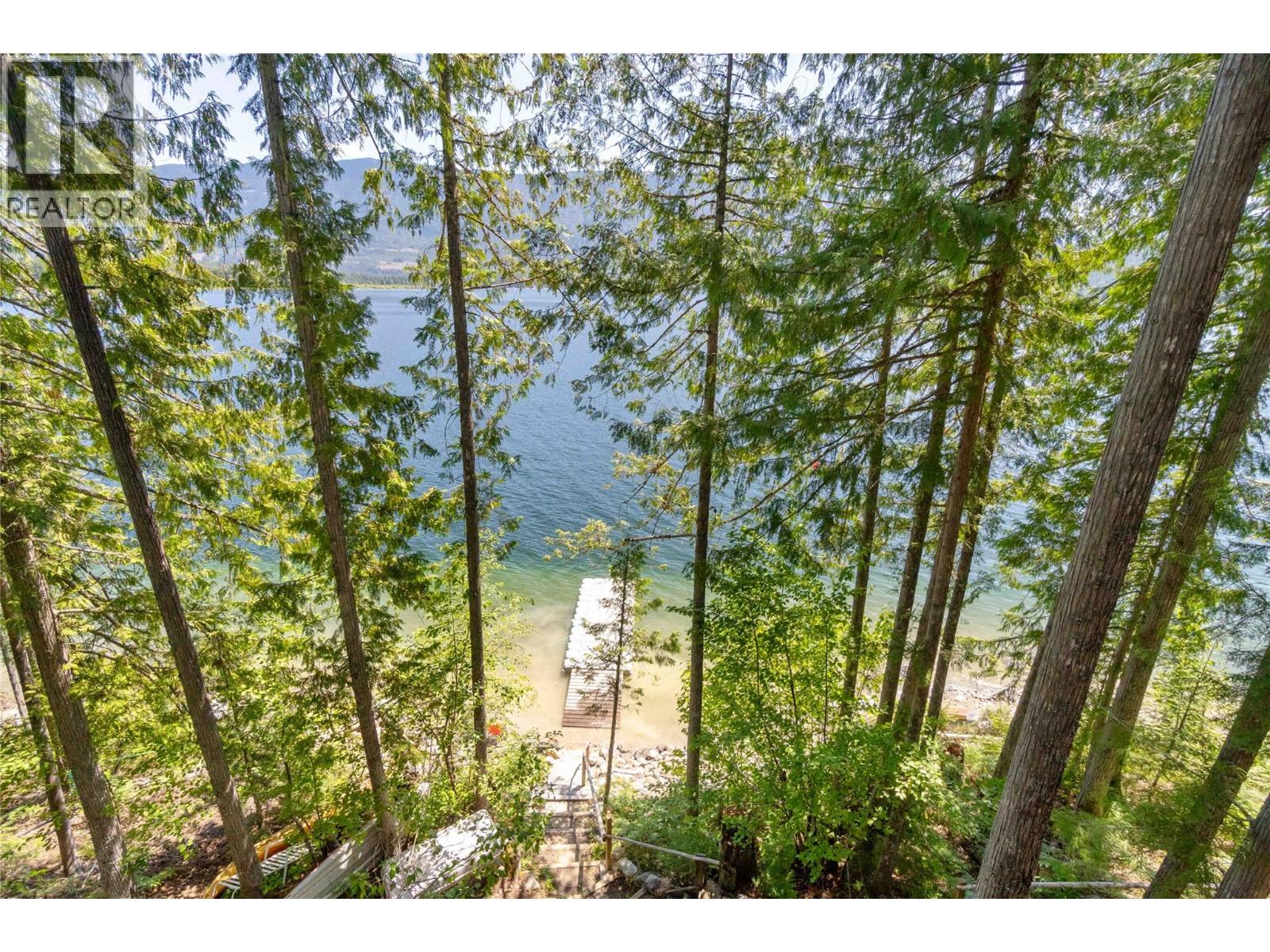 9000 Seymour Arm Main Fsr Unit# 12 & 13 Property Photo 8