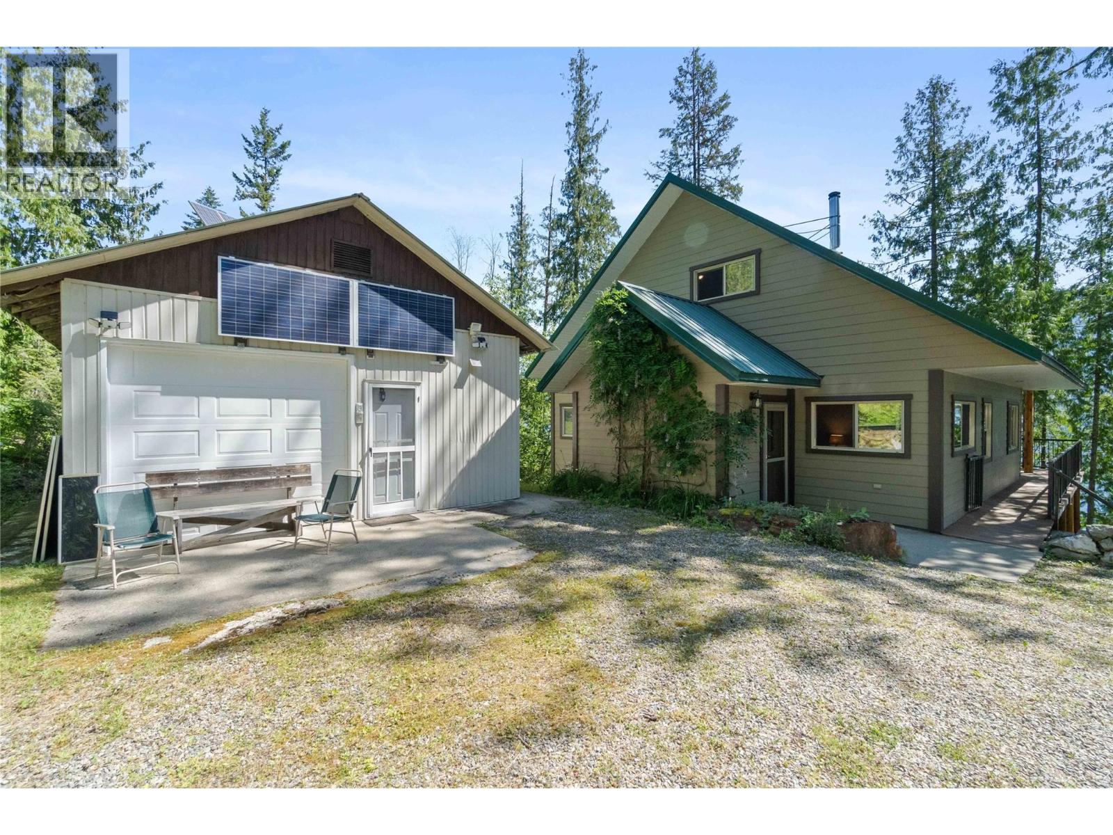 9000 Seymour Arm Main Fsr Unit# 12 & 13 Property Photo 10