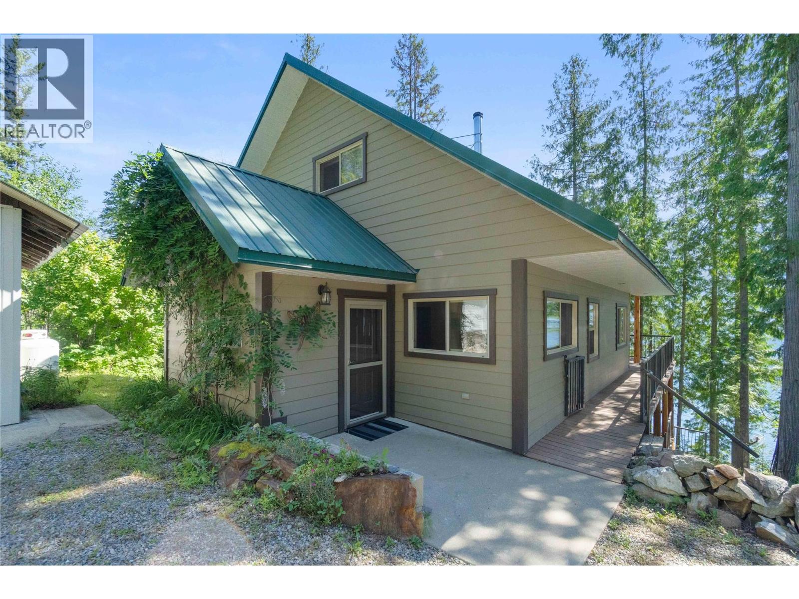 9000 Seymour Arm Main Fsr Unit# 12 & 13 Property Photo 62