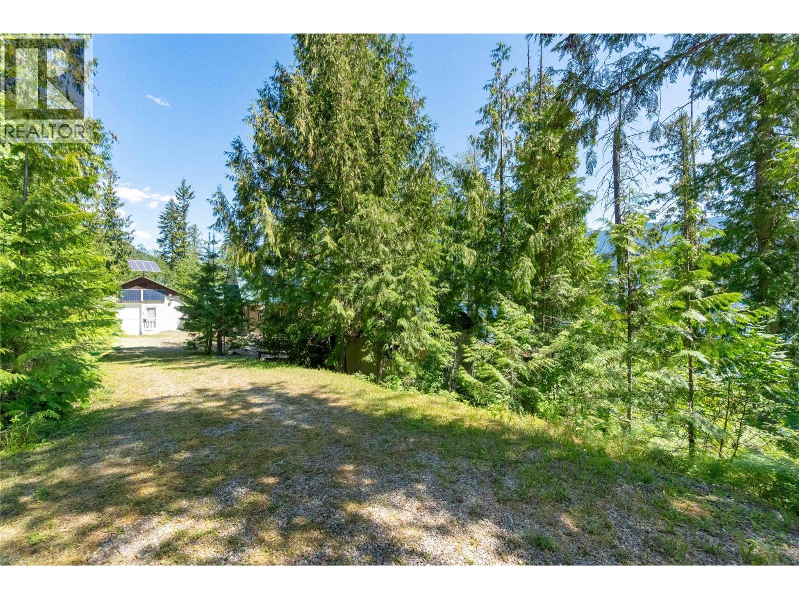 9000 Seymour Arm Main Fsr Unit# 12 & 13 Property Photo 72