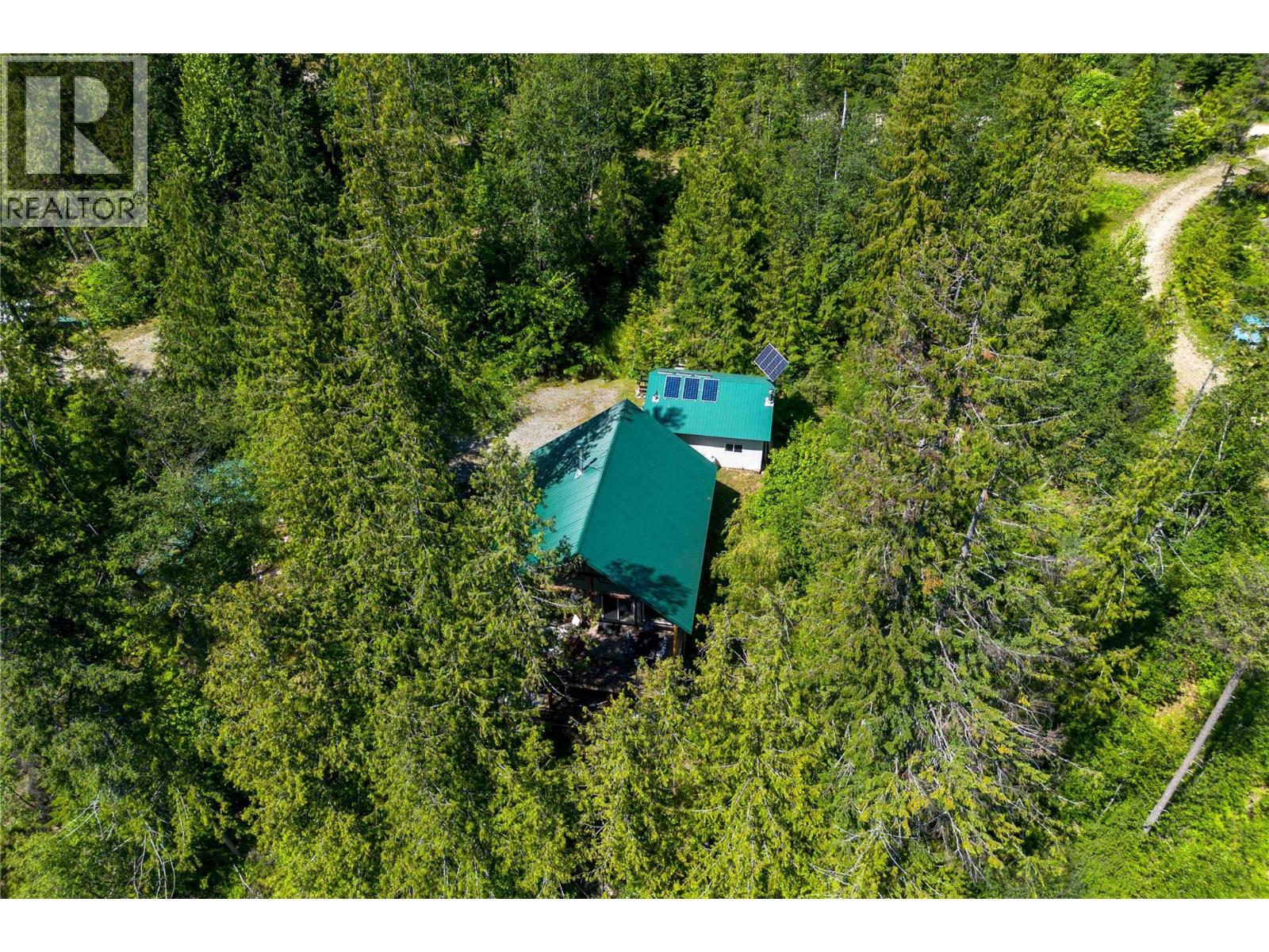 9000 Seymour Arm Main Fsr Unit# 12 & 13 Property Photo 75