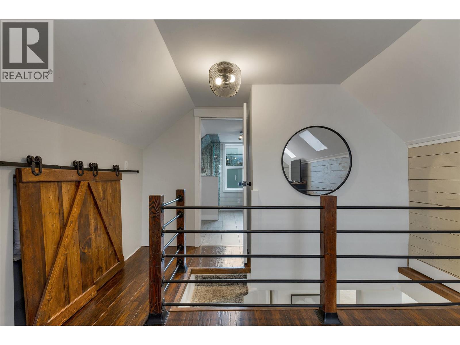 1505 32 Avenue Property Photo 23