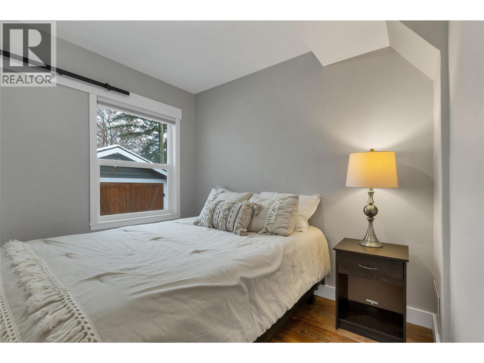 1505 32 Avenue Property Photo 31