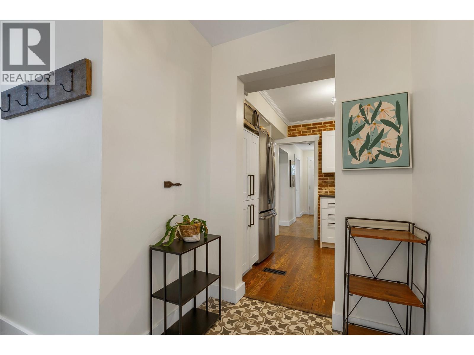 1505 32 Avenue Property Photo 34