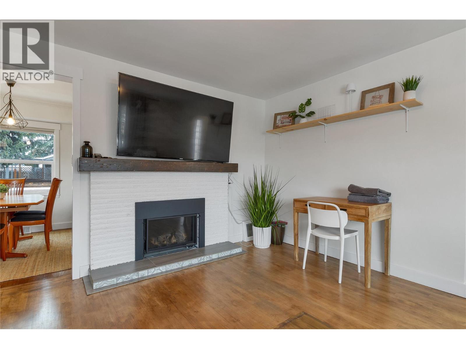 1505 32 Avenue Property Photo 43