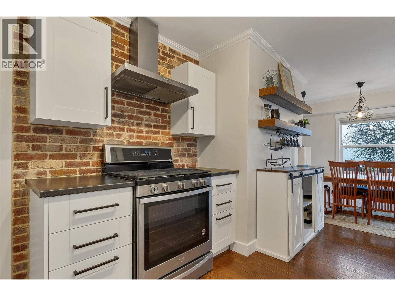 1505 32 Avenue Property Photo 53