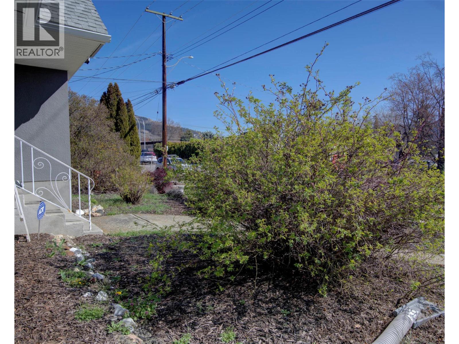 1505 32 Avenue Property Photo 76