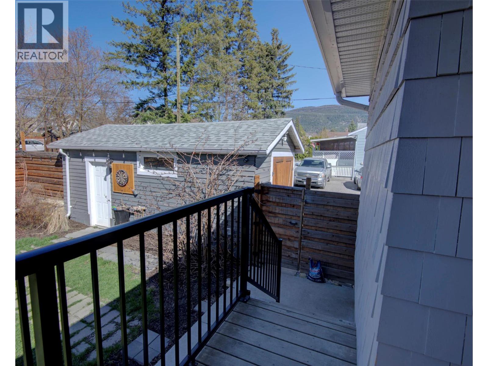 1505 32 Avenue Property Photo 82