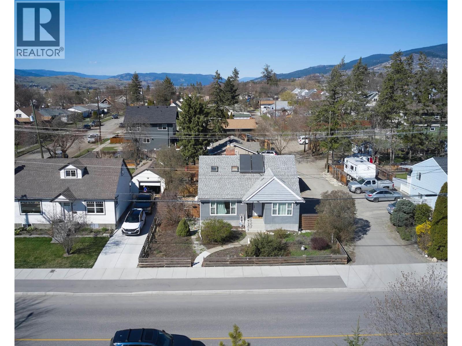 1505 32 Avenue Property Photo 86