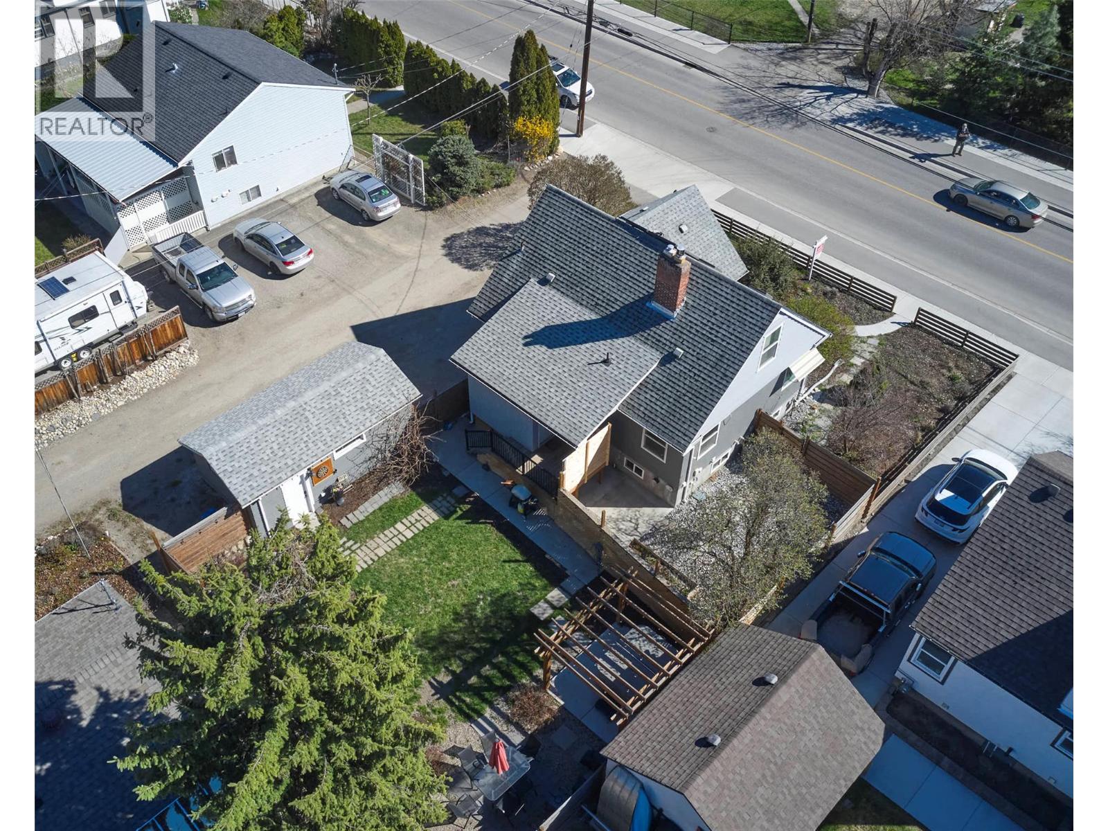 1505 32 Avenue Property Photo 95