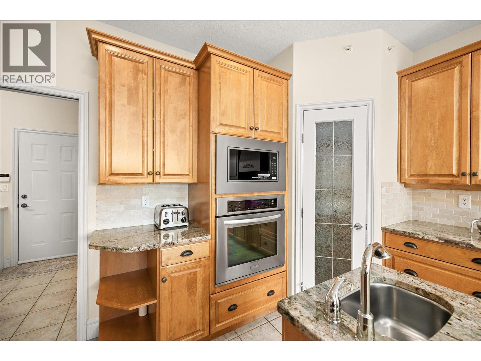 6157 Gillam Crescent Property Photo 17