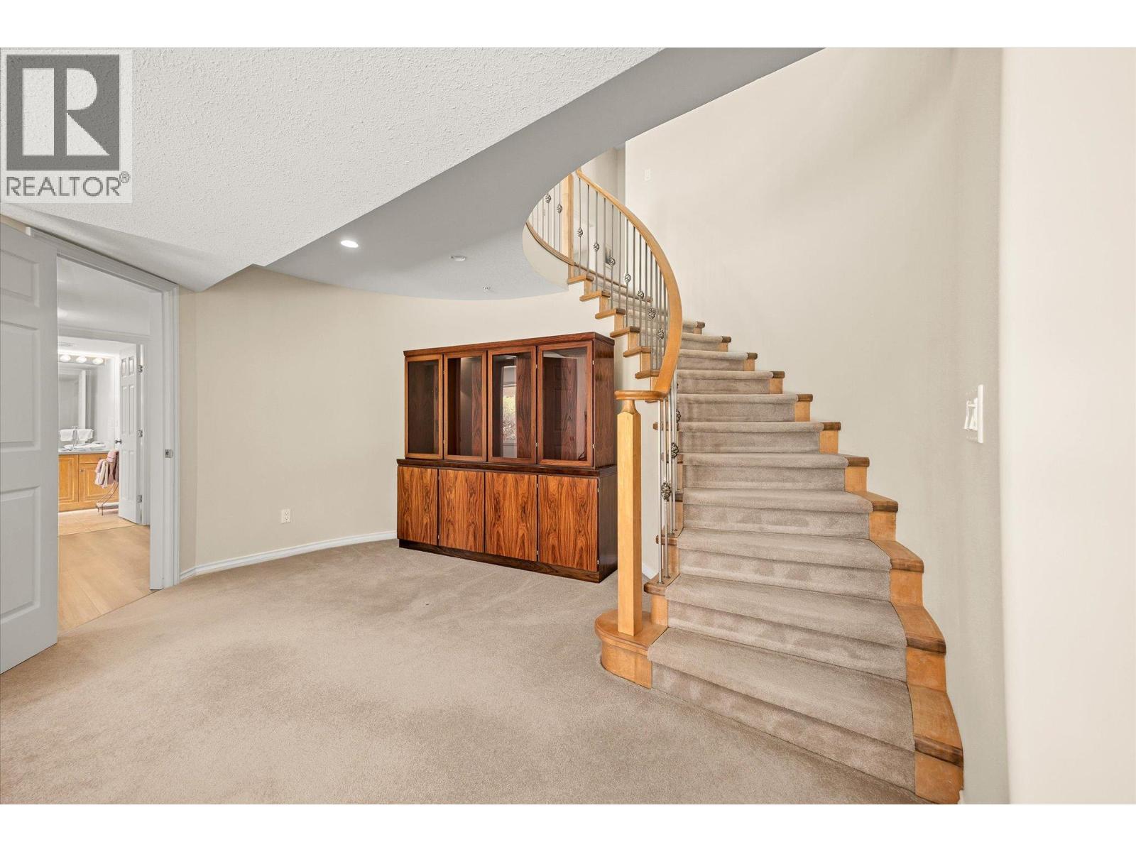 6157 Gillam Crescent Property Photo 44