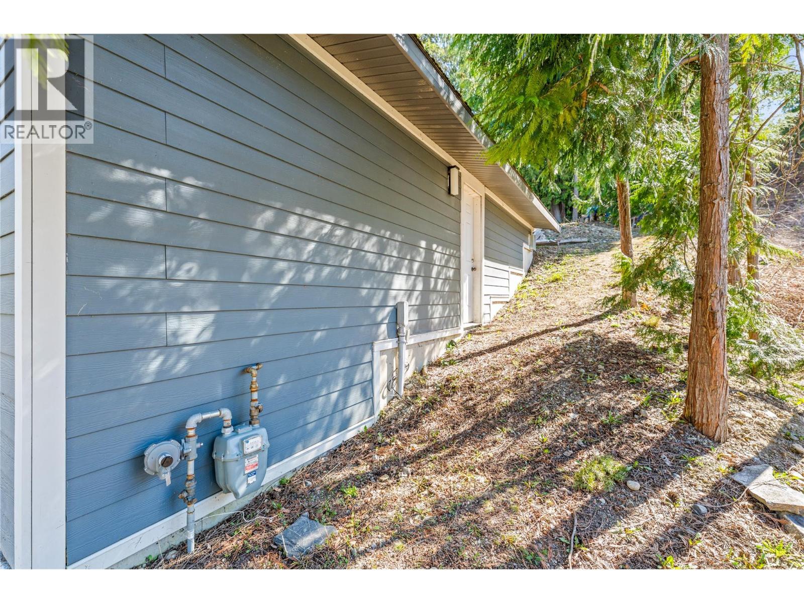 3071 Cedar Drive Property Photo 6