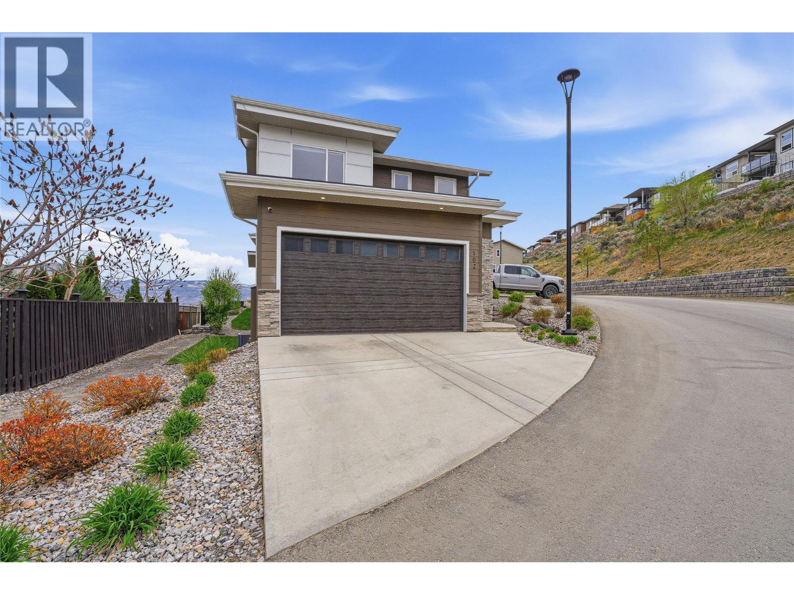 2045 Stagecoach Drive Unit# 102 Property Photo 1