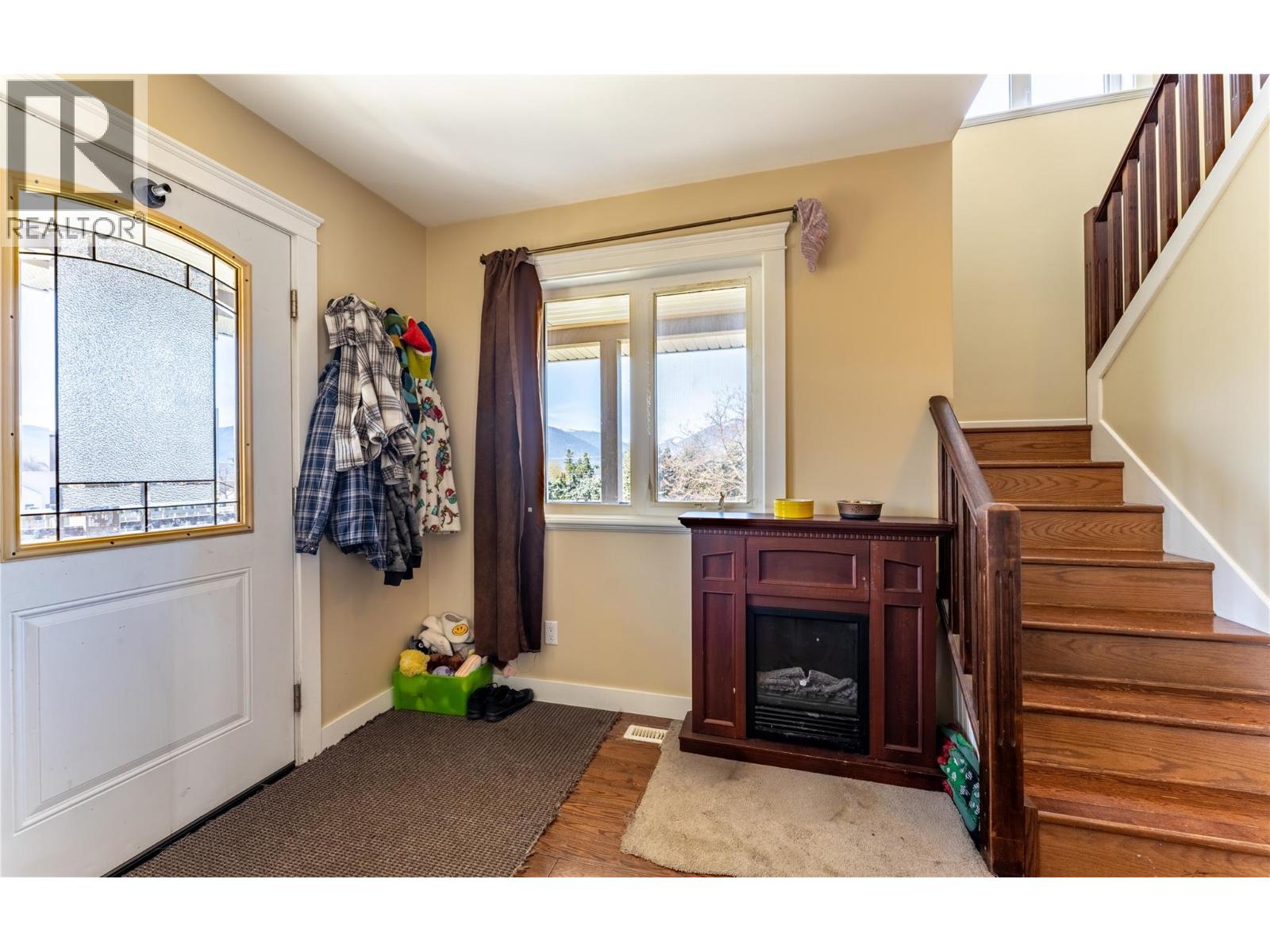 902 Murdoch Street Property Photo 12