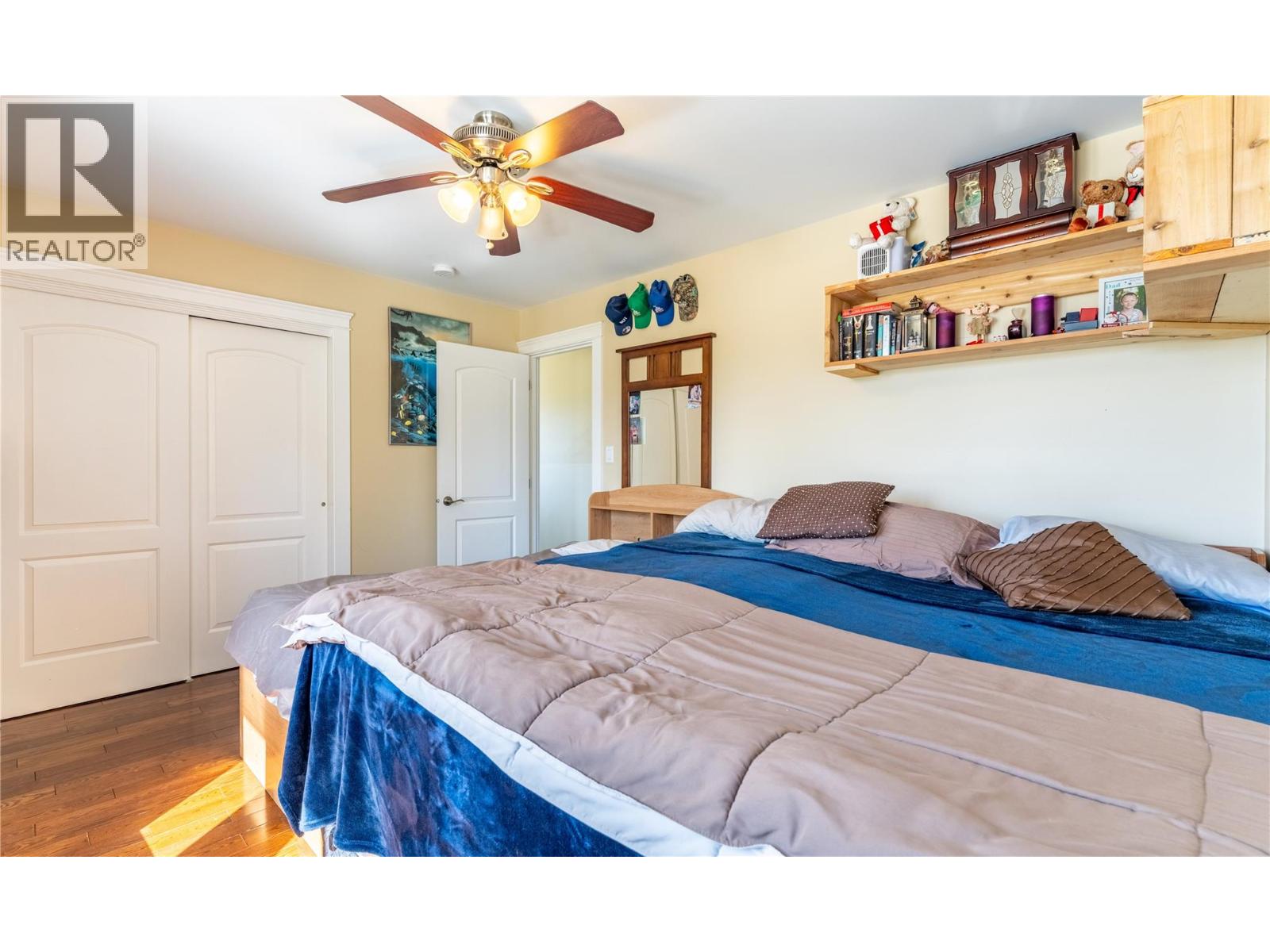 902 Murdoch Street Property Photo 18