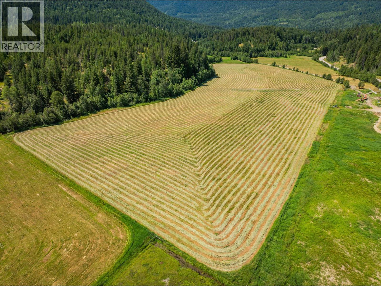 2335 Pass Creek Road Property Photo 4