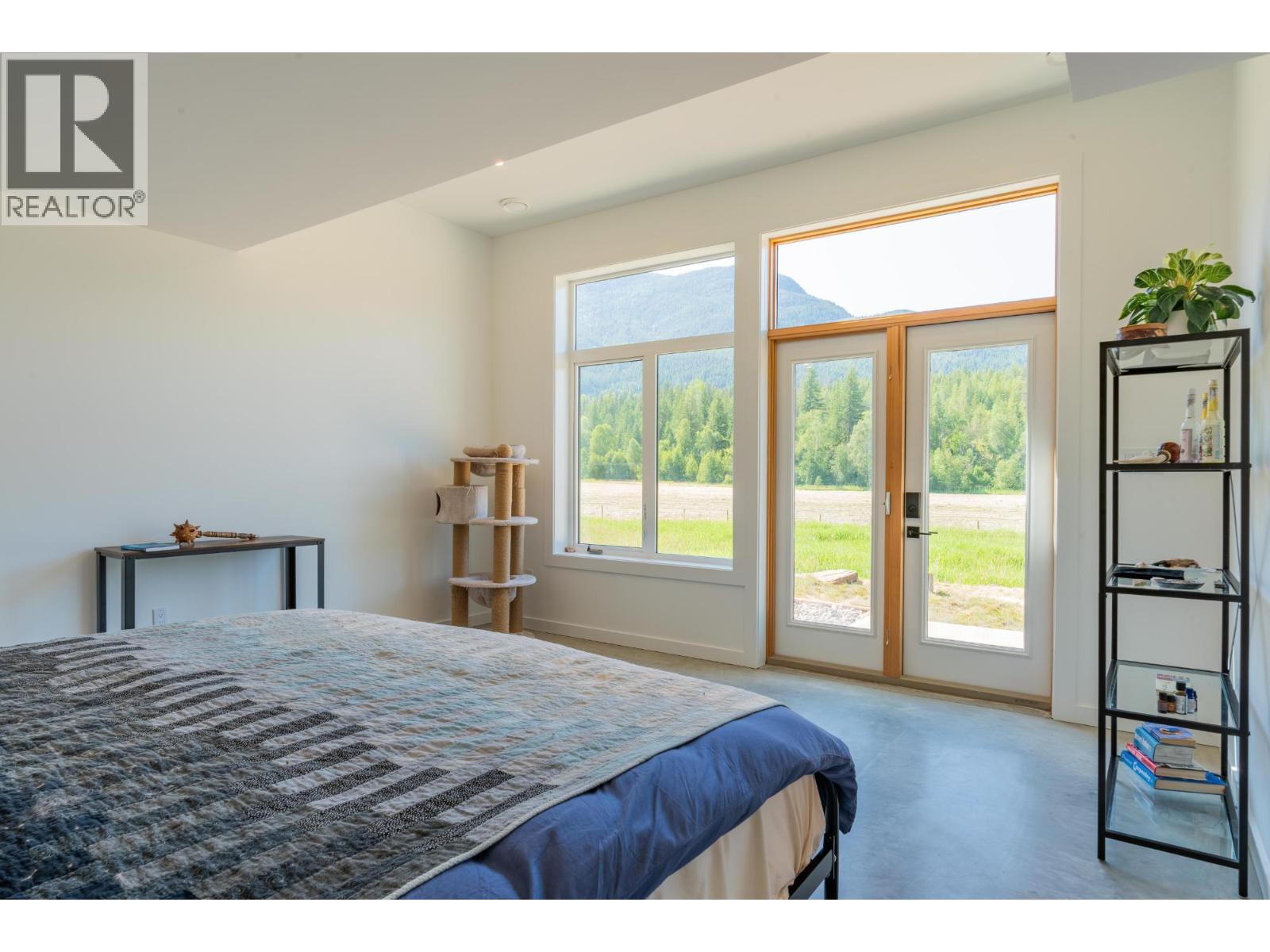 2335 Pass Creek Road Property Photo 37