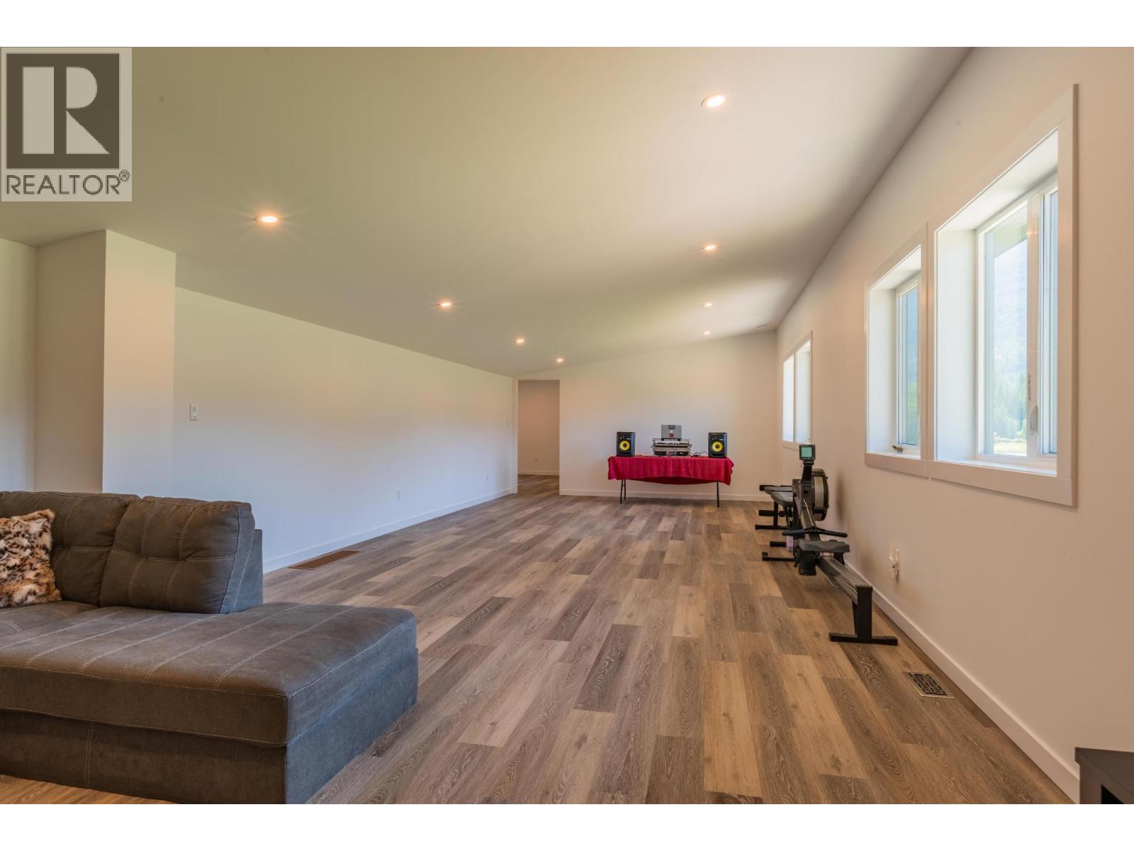 2335 Pass Creek Road Property Photo 66