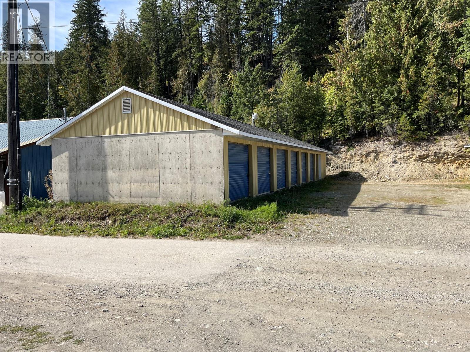 6538 & 6555 Miles Road Property Photo 16