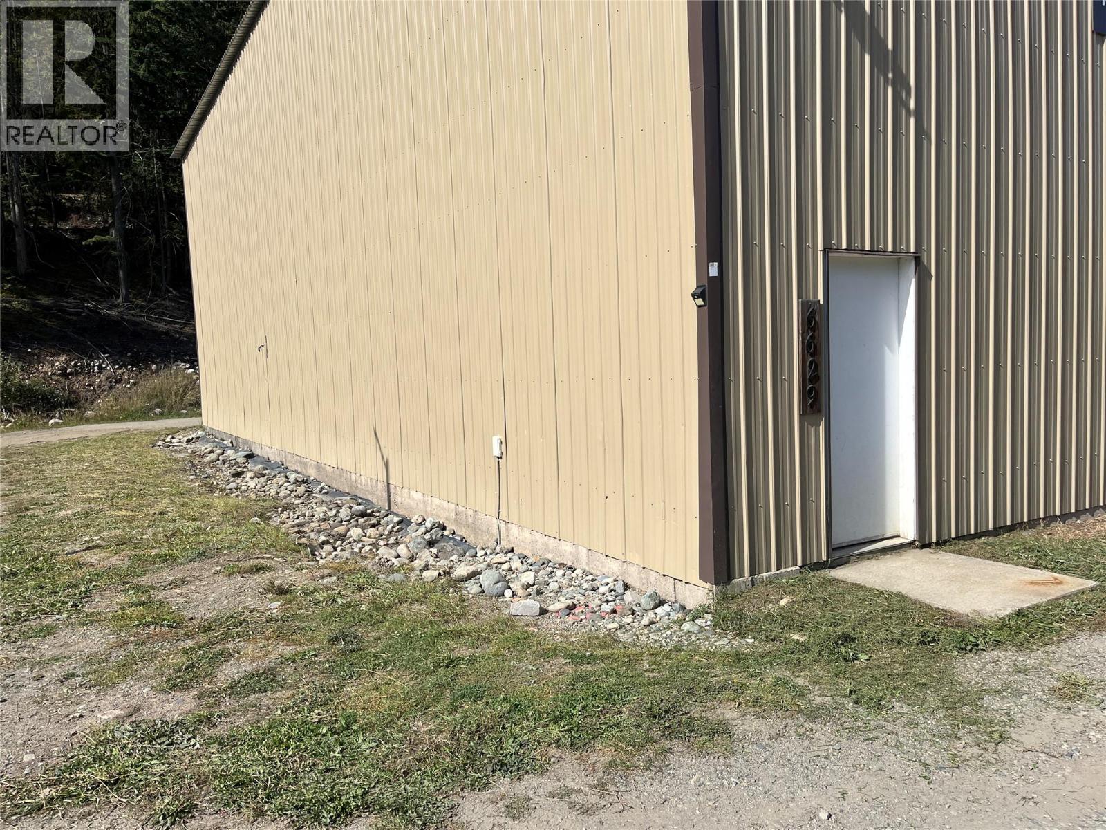 6538 & 6555 Miles Road Property Photo 23