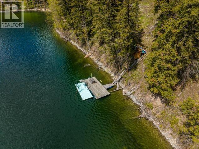 2486 Heffley-louis Creek Road Property Photo 4