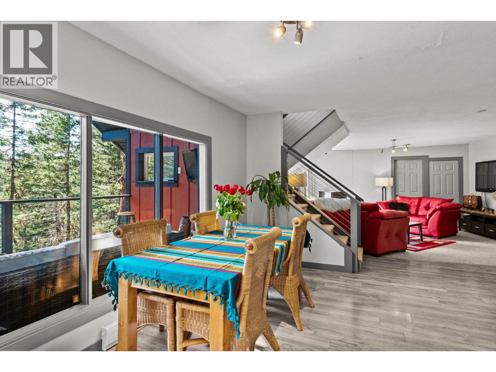 2486 Heffley-louis Creek Road Property Photo 14
