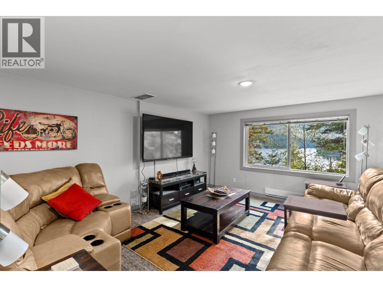 2486 Heffley-louis Creek Road Property Photo 27