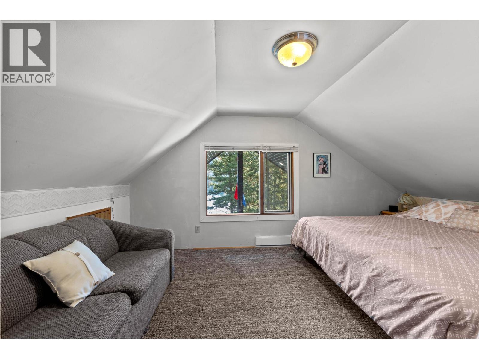 2486 Heffley-louis Creek Road Property Photo 33