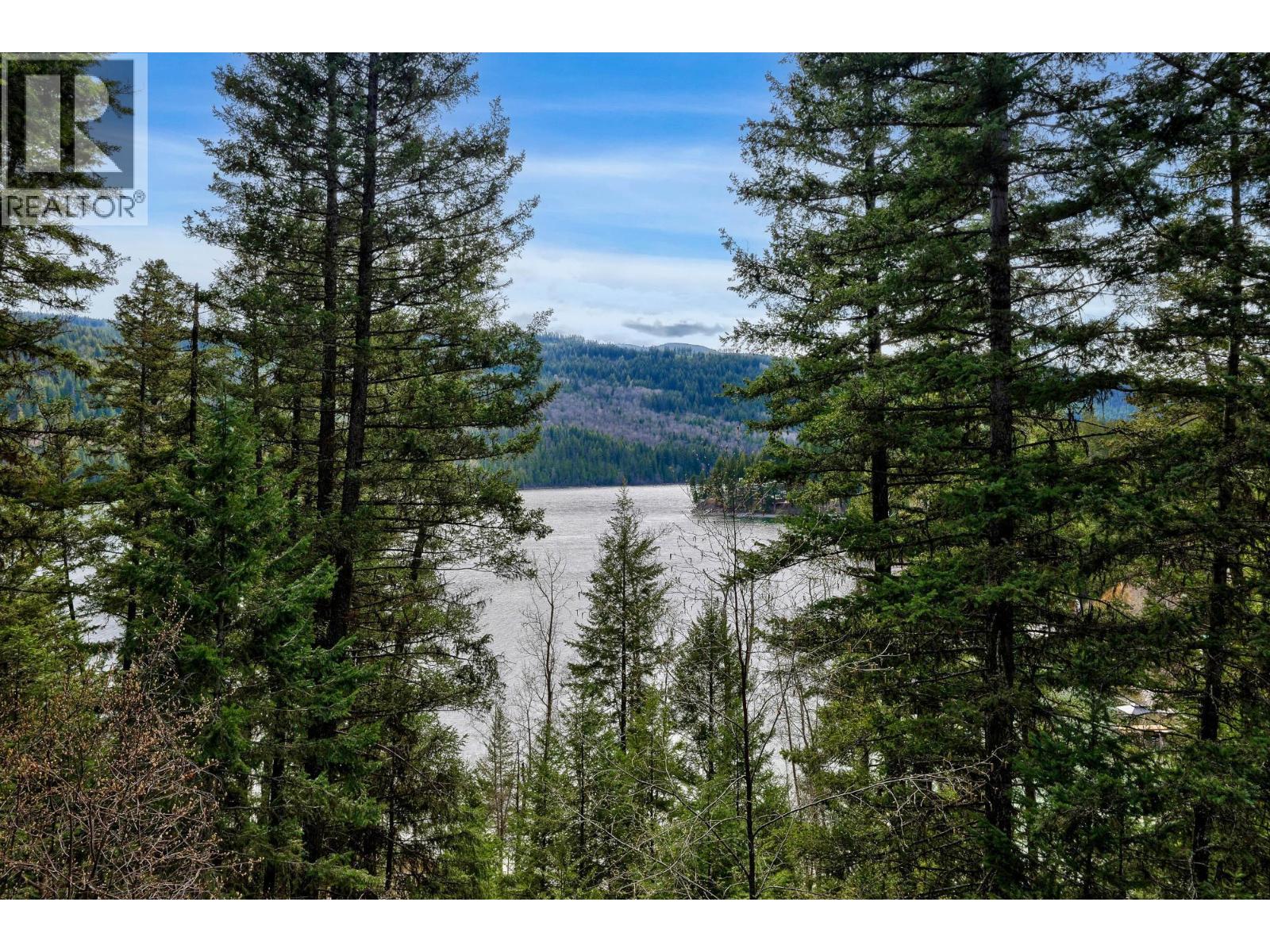 2486 Heffley-louis Creek Road Property Photo 38