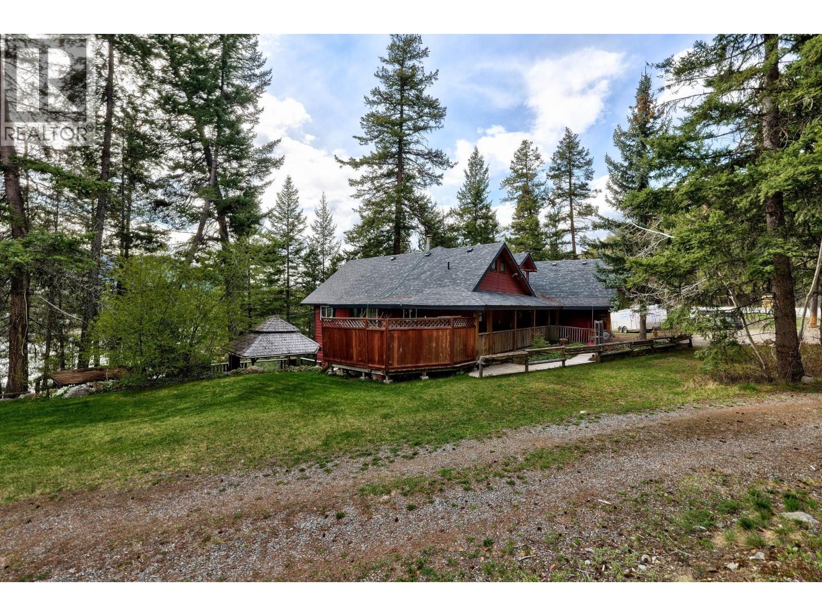 2486 Heffley-louis Creek Road Property Photo 54