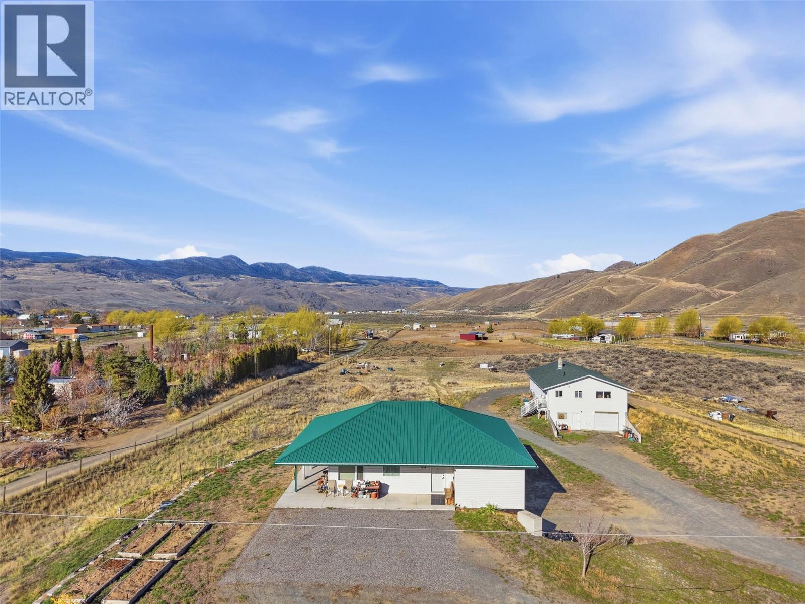 1559 Steelhead Road Property Photo
