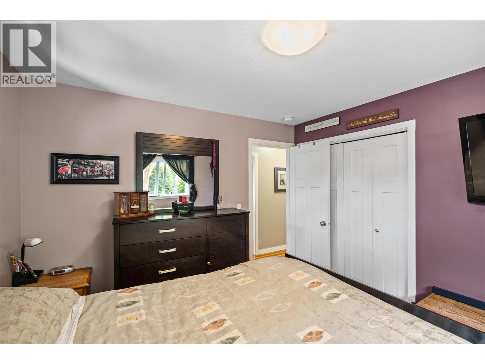 2015 Valleyview Drive Property Photo 10