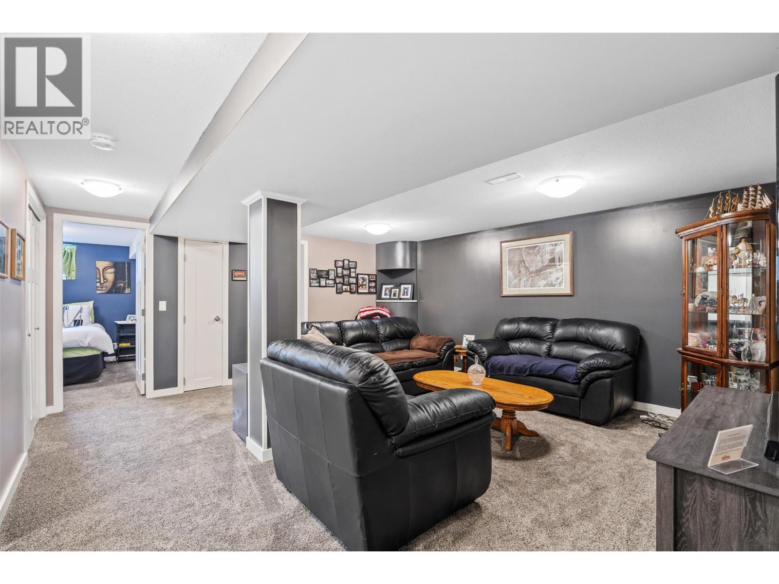 2015 Valleyview Drive Property Photo 13