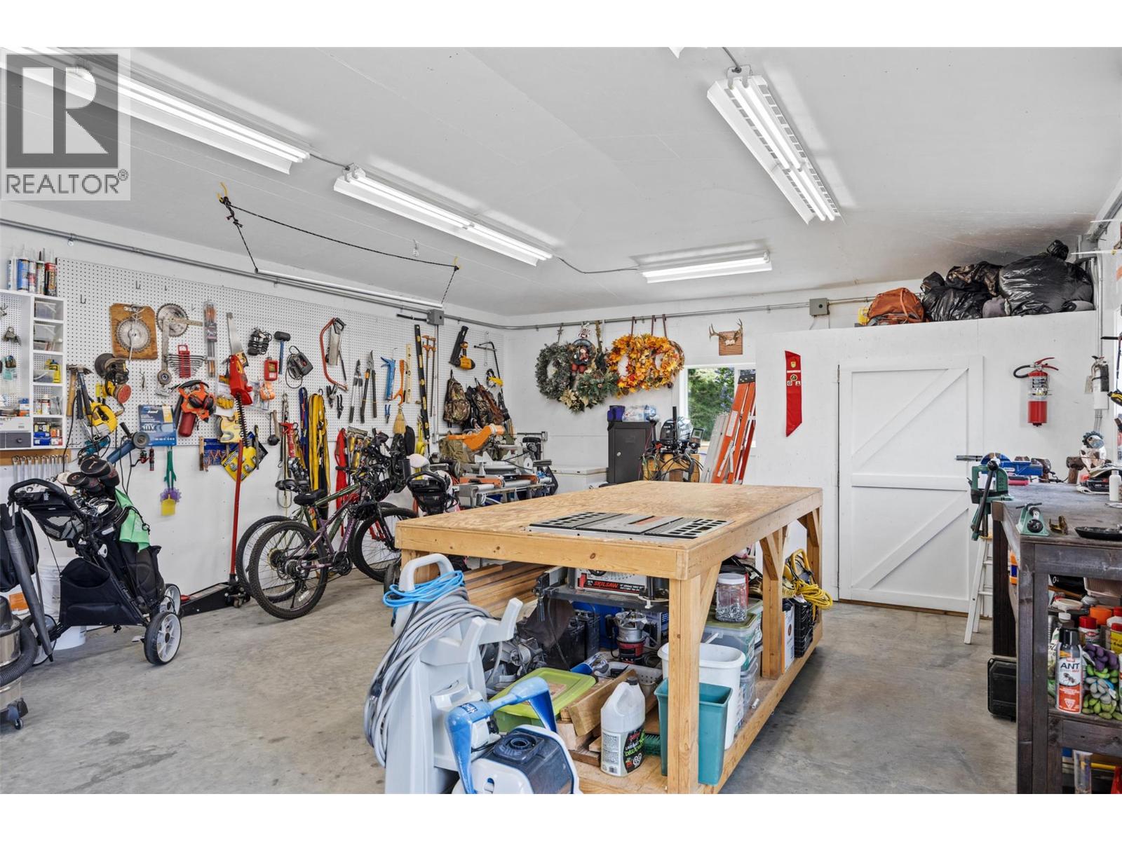 2015 Valleyview Drive Property Photo 25