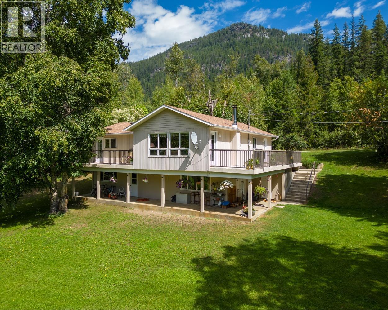467 Meadow Creek Road Property Photo 1
