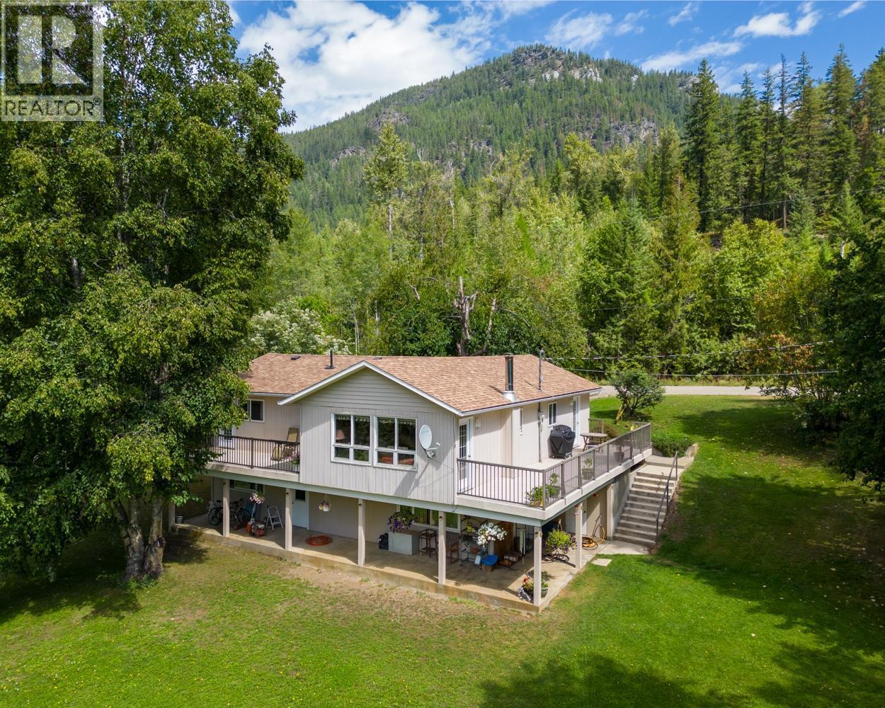 467 Meadow Creek Road Property Photo 7