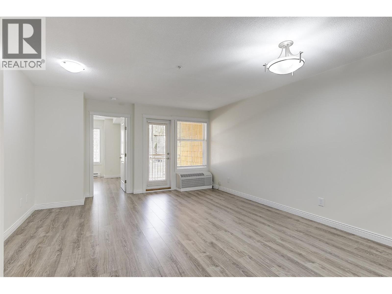 571 Yates Road Unit# 304 Property Photo 13