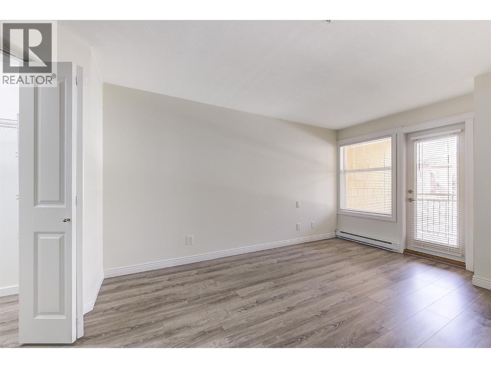 571 Yates Road Unit# 304 Property Photo 18