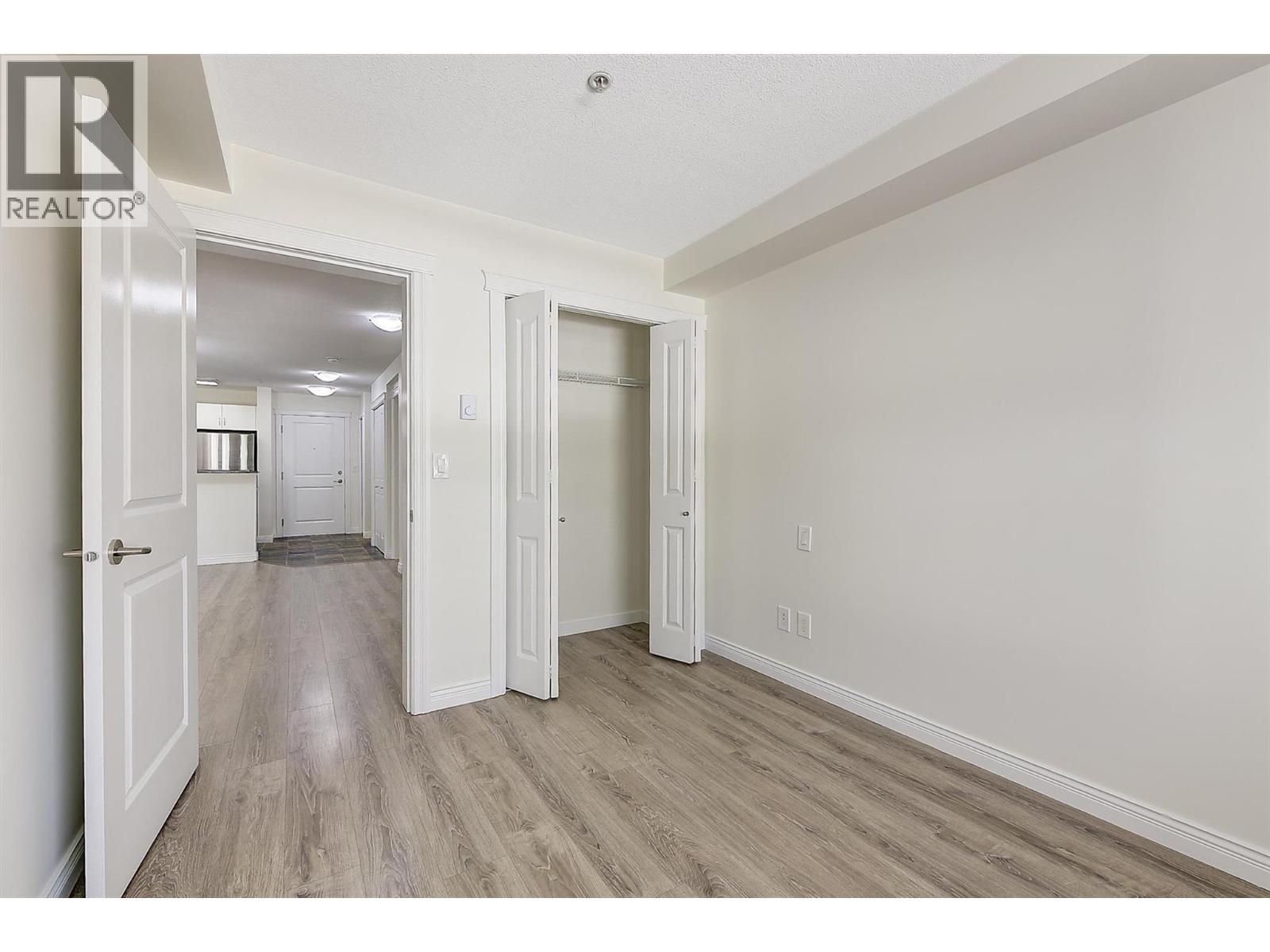 571 Yates Road Unit# 304 Property Photo 26