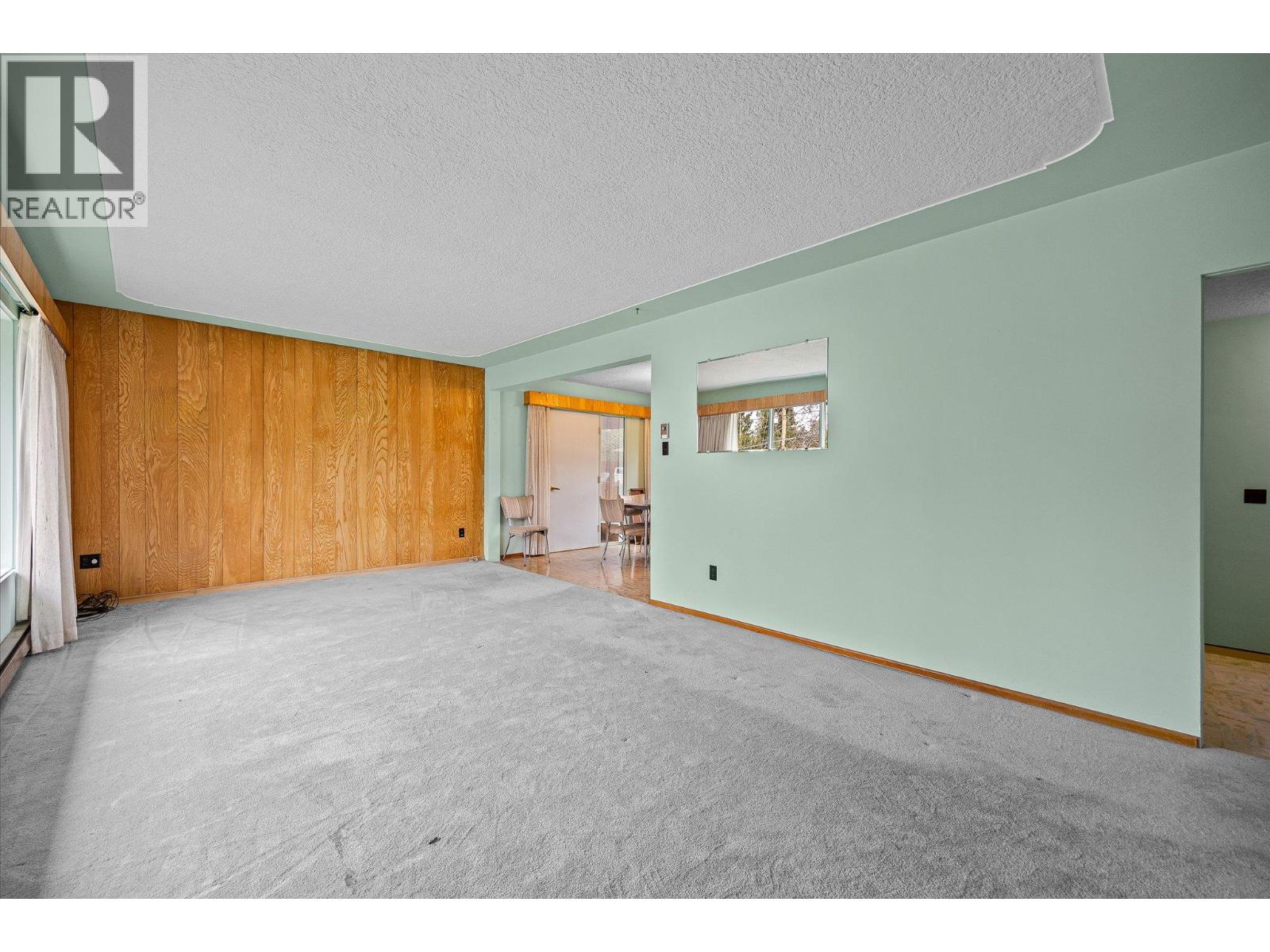 4693 Raymer Road Property Photo 6