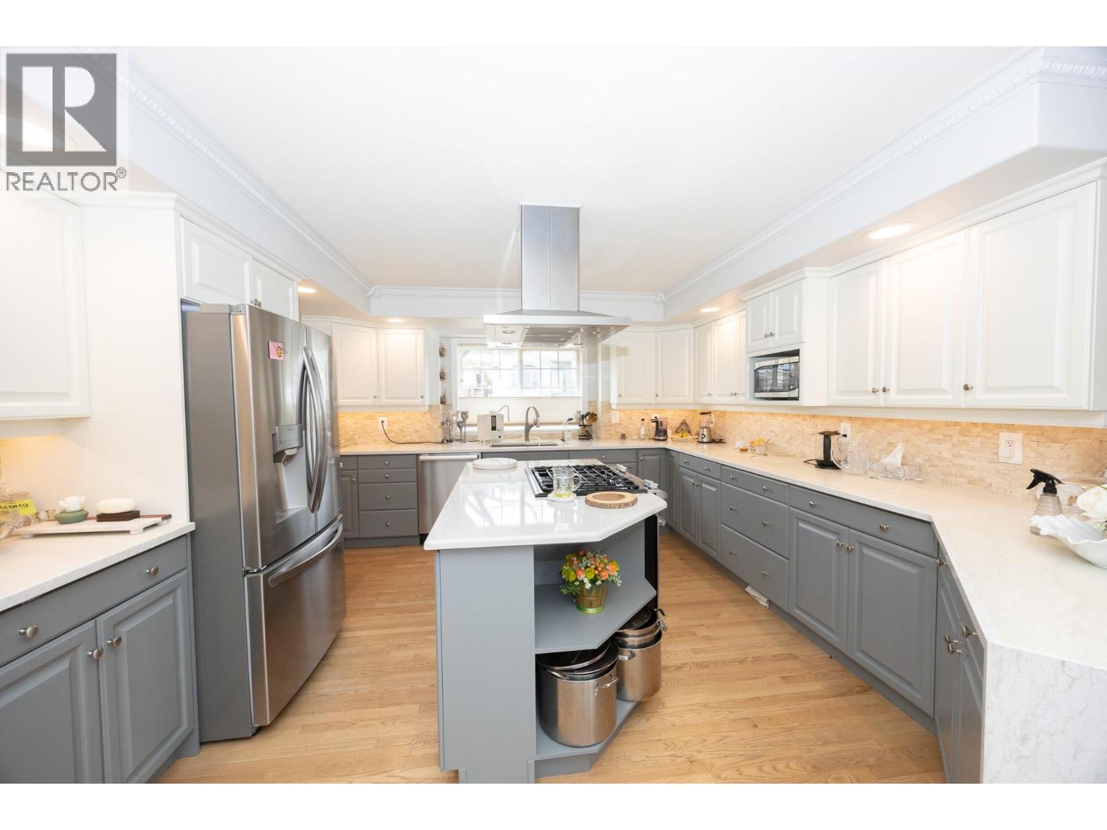 1563 Homestead Court Property Photo 4
