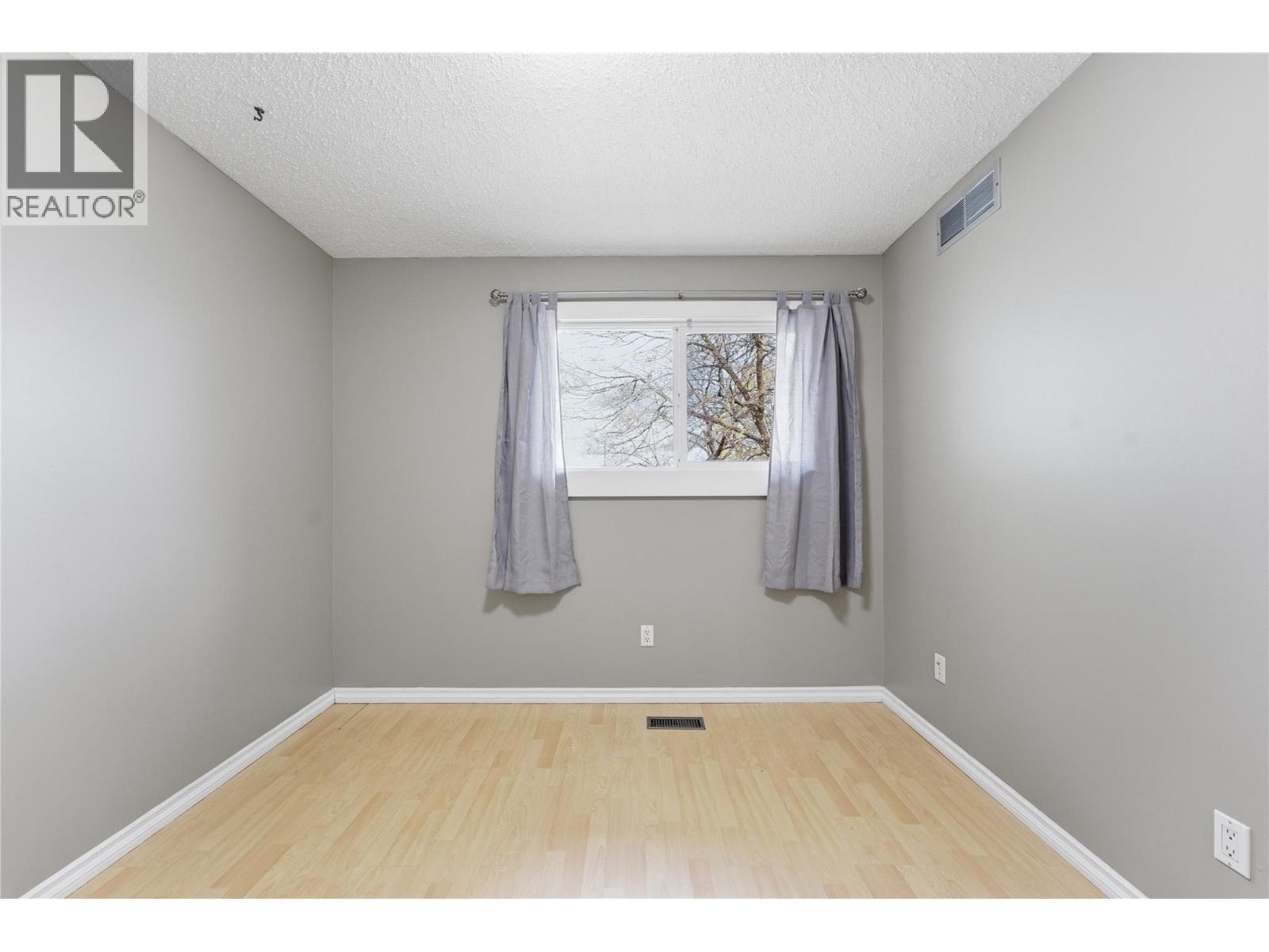 2100 43 Avenue Unit# 205 Property Photo 13