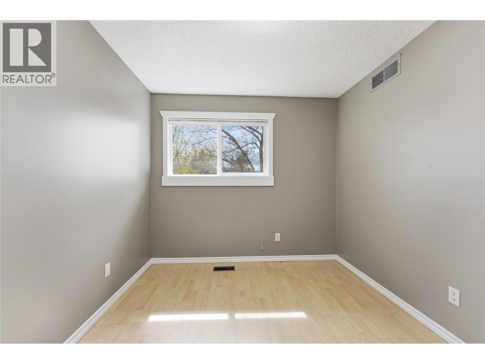2100 43 Avenue Unit# 205 Property Photo 17