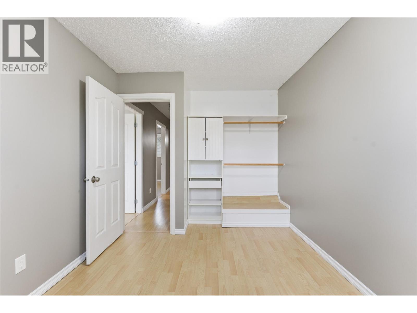 2100 43 Avenue Unit# 205 Property Photo 18