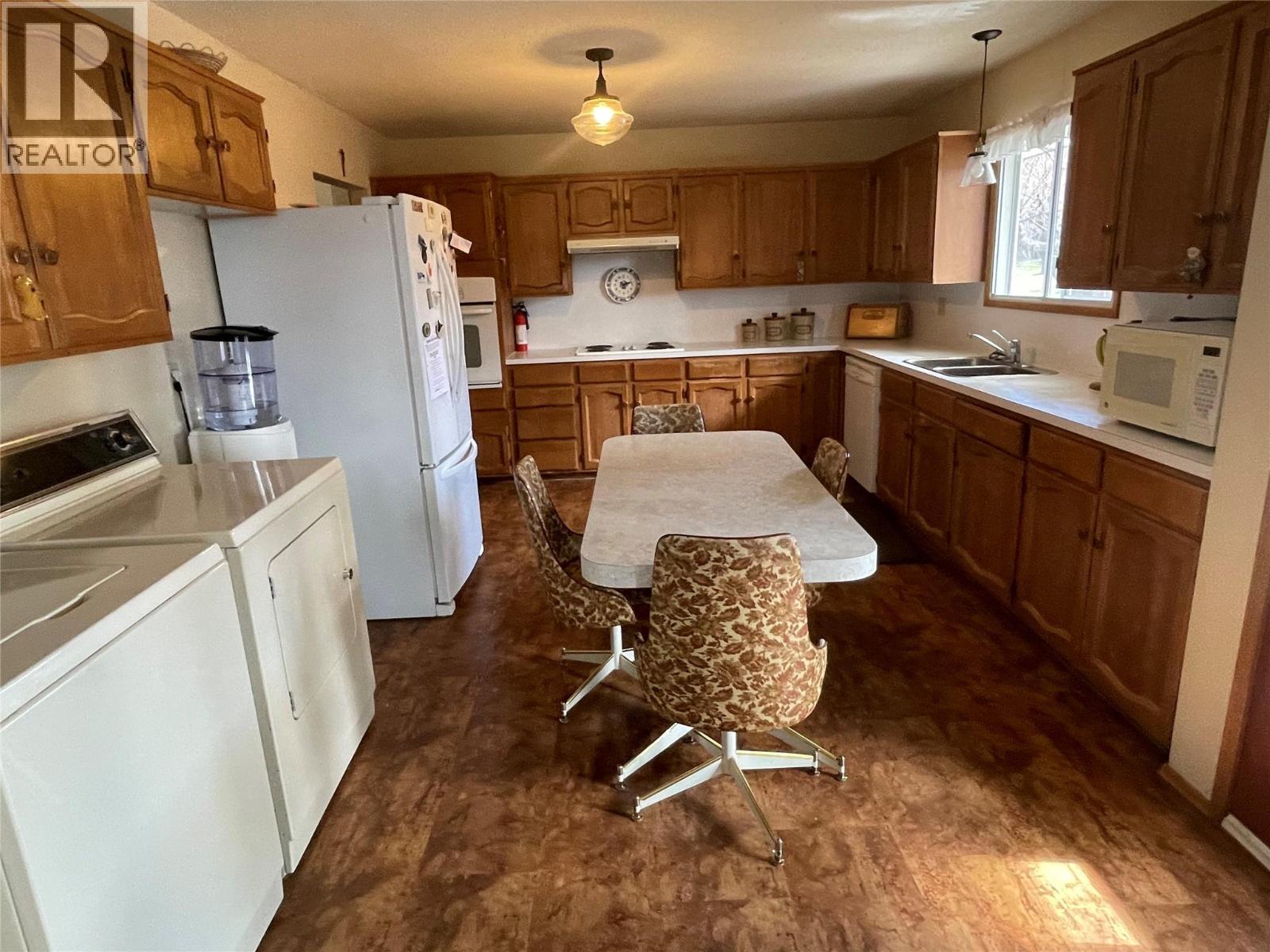 4150 Hughes Road Property Photo 10