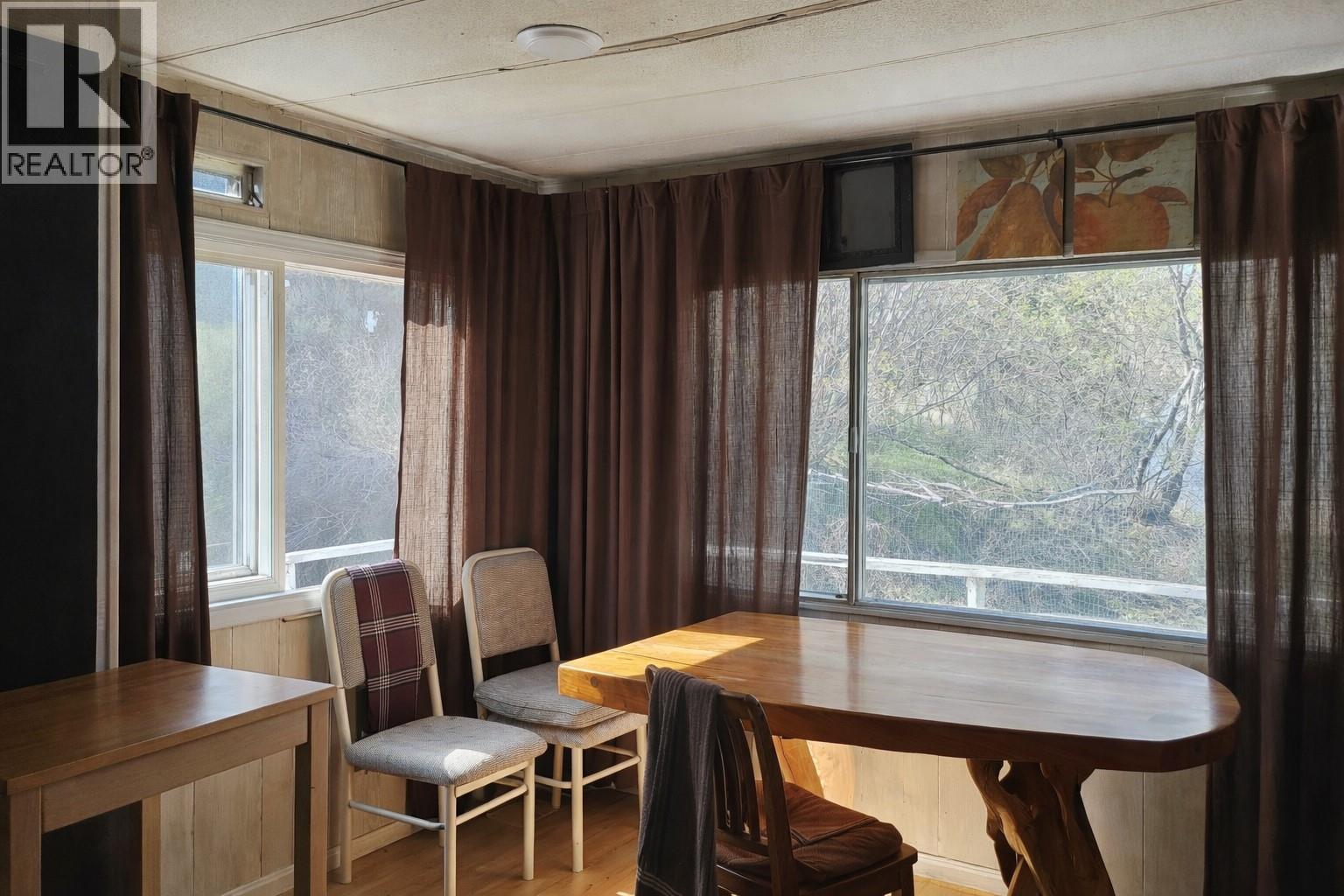 111 Hunt Road Property Photo 4