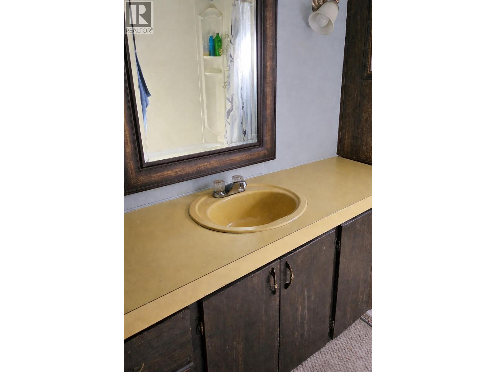 111 Hunt Road Property Photo 11