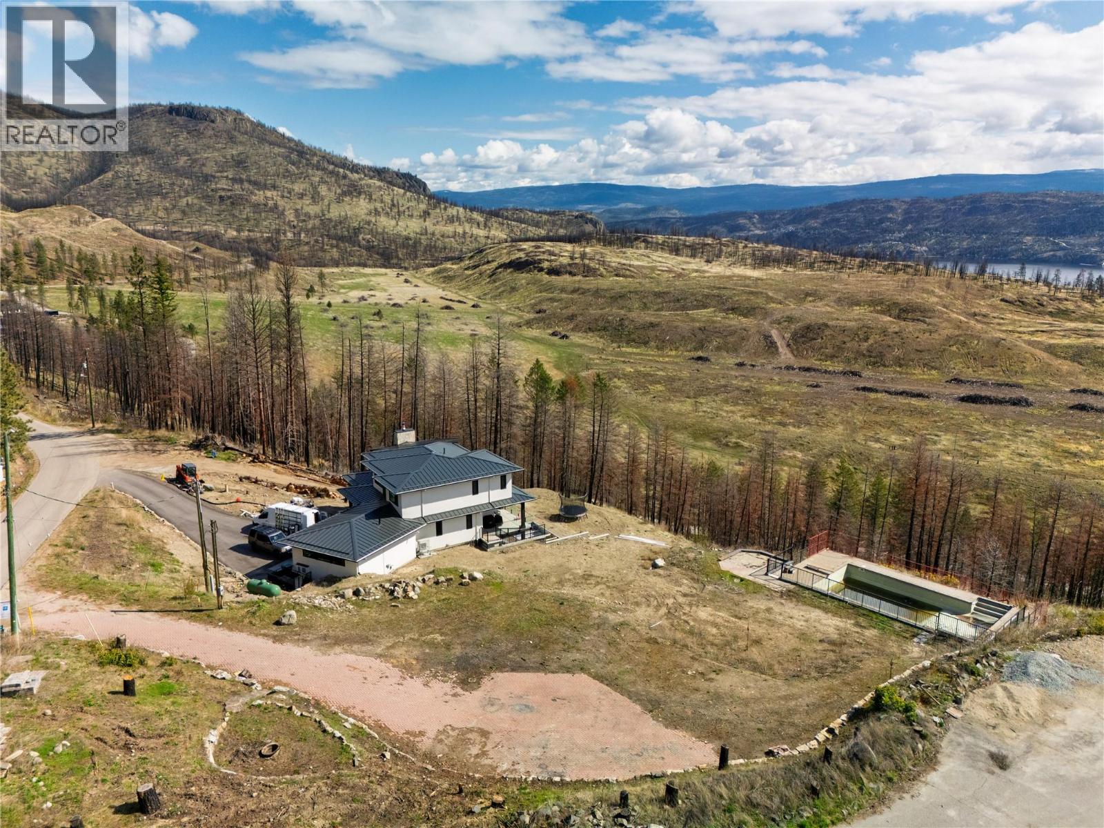 427 Rose Valley Road Property Photo 6